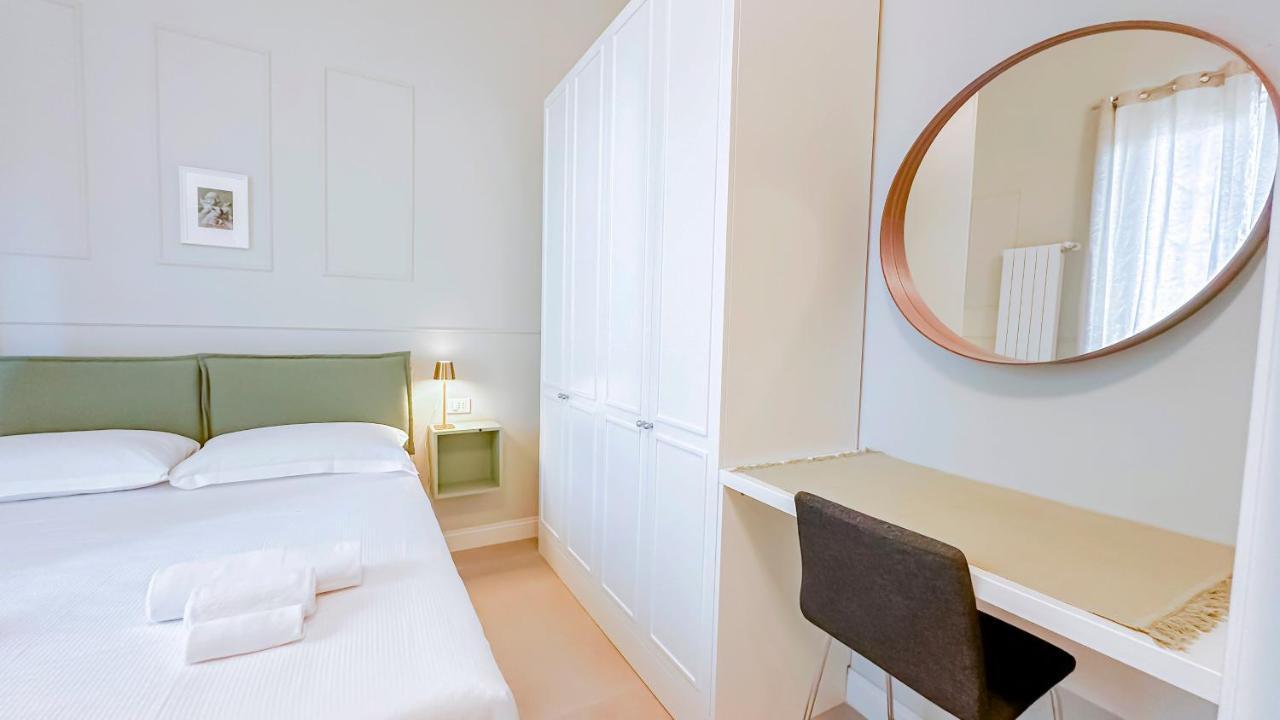 Alighieri Boutique Apartment Флоренція Екстер'єр фото